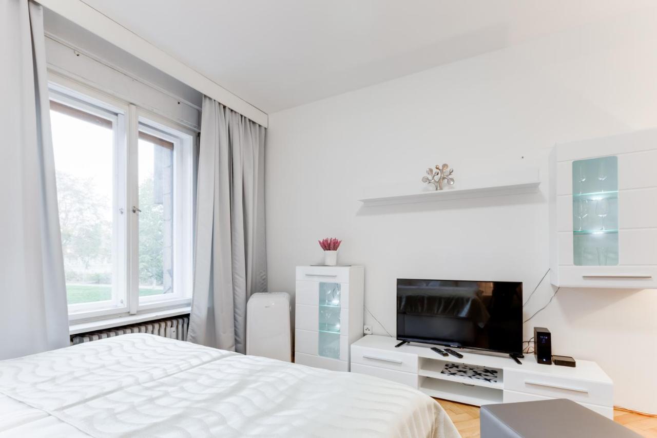Exclusive Riverside Apartment In The Heart Of פראג מראה חיצוני תמונה