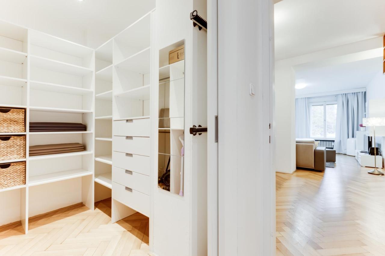 Exclusive Riverside Apartment In The Heart Of פראג מראה חיצוני תמונה